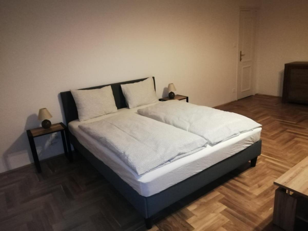 Luxury New Cozy Flat At Dob Street Nearby Gozsdu Court Apartment Budapest Luaran gambar